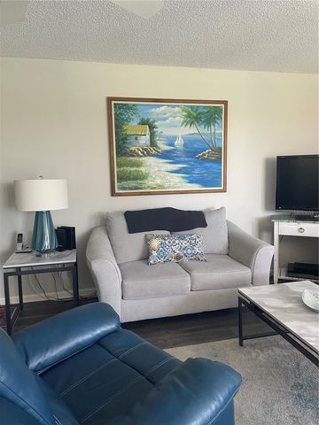 6104 PALMA DEL MAR BOULEVARD S 304, St Petersburg, FL 33715