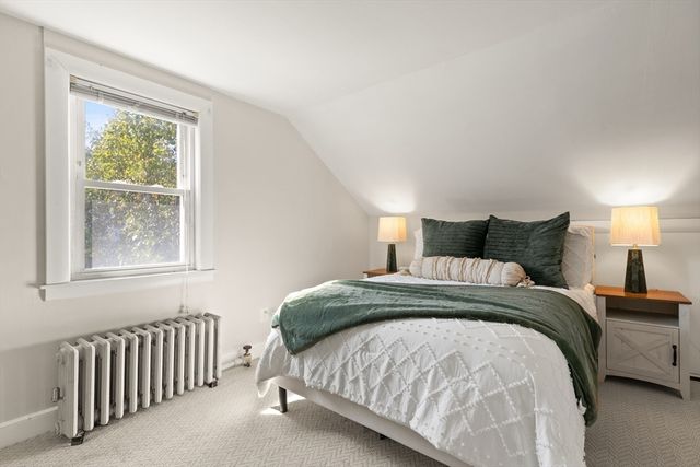 11 Riverside Ave, Quincy, MA 02169