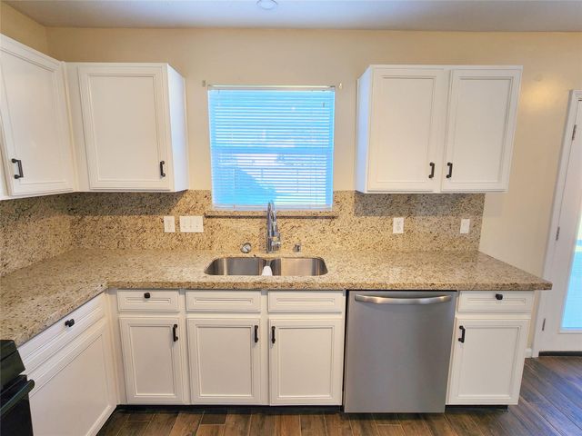 18123 Noble Forest Drive, Humble, TX 77346