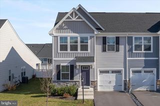 32 GOUDHURST ST, Martinsburg, WV 25405