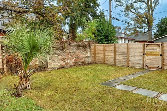 916 Maupas Avenue Two, Savannah, GA 31401