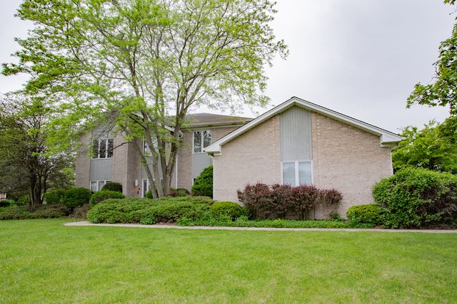 812 Andover Court, Prospect Heights, IL 60070