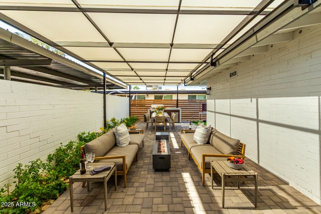 6631 E CHEERY LYNN Road 1, Scottsdale, AZ 85251