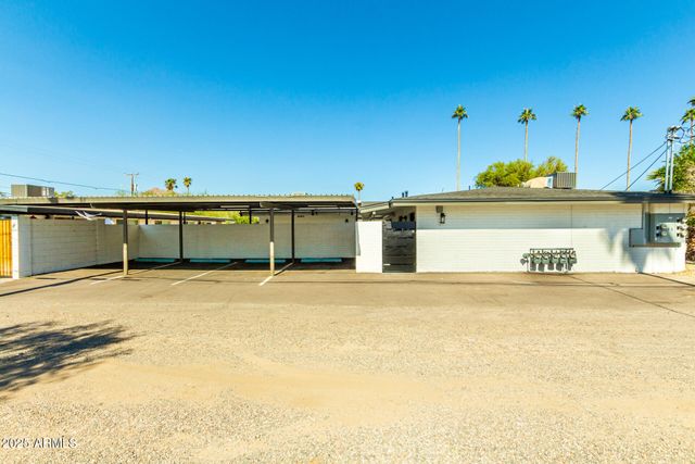 6631 E CHEERY LYNN Road 1, Scottsdale, AZ 85251