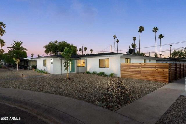 6631 E CHEERY LYNN Road 1, Scottsdale, AZ 85251