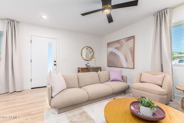 6631 E CHEERY LYNN Road 1, Scottsdale, AZ 85251