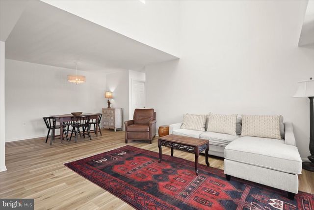 8830 TANGLEWOOD LN, Manassas, VA 20110