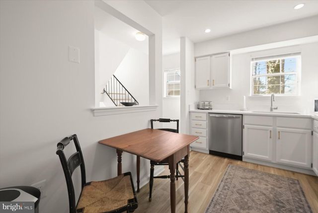 8830 TANGLEWOOD LN, Manassas, VA 20110