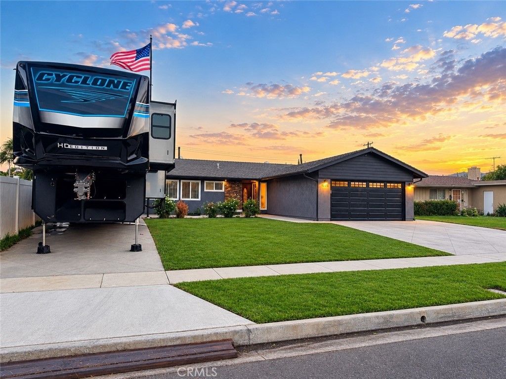 1085 Peaceful Drive, Corona, CA 92878 — photo 3