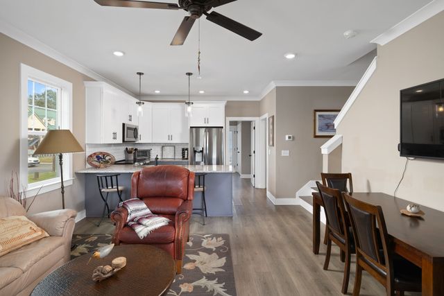 2101 Dabbs Ave Ste 10, Old Hickory, TN 37138