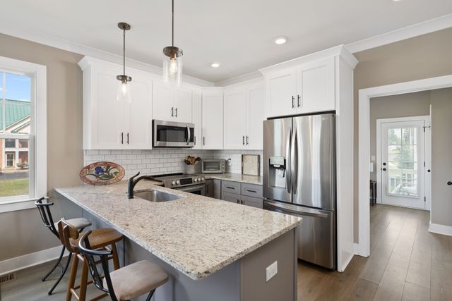 2101 Dabbs Ave Ste 10, Old Hickory, TN 37138