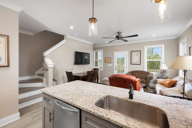 2101 Dabbs Ave Ste 10, Old Hickory, TN 37138