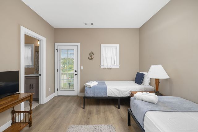 2101 Dabbs Ave Ste 10, Old Hickory, TN 37138