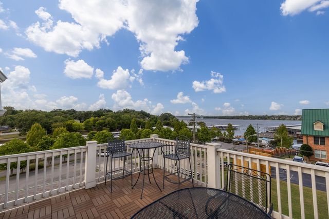 2101 Dabbs Ave Ste 10, Old Hickory, TN 37138