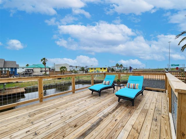 288 Ling Street, Bayou Vista, TX 77563