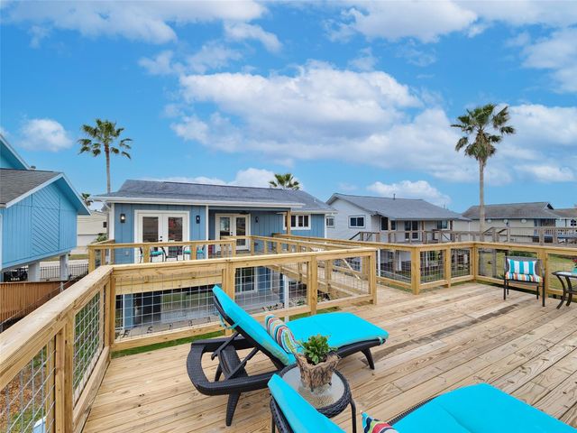 288 Ling Street, Bayou Vista, TX 77563