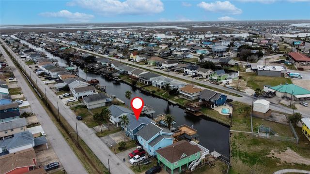 288 Ling Street, Bayou Vista, TX 77563