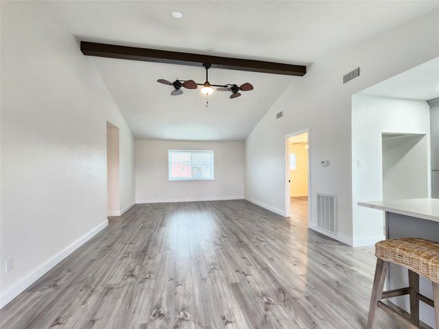 288 Ling Street, Bayou Vista, TX 77563