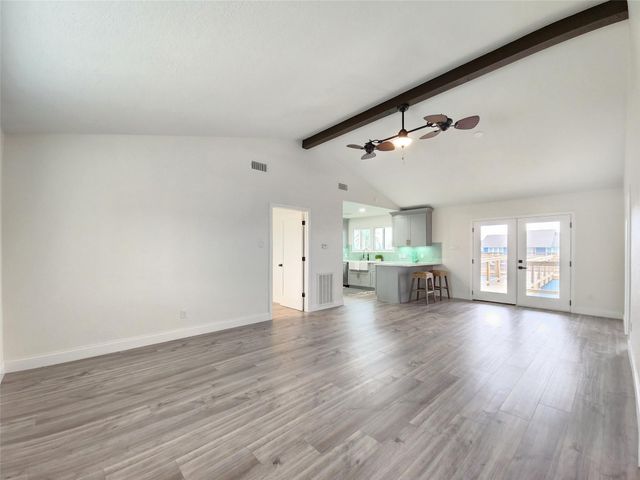 288 Ling Street, Bayou Vista, TX 77563