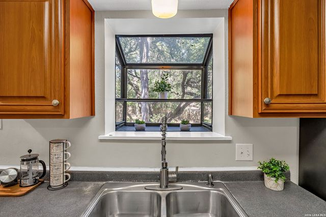 10955 Wurzbach Rd Apt 802, San Antonio, TX 78230