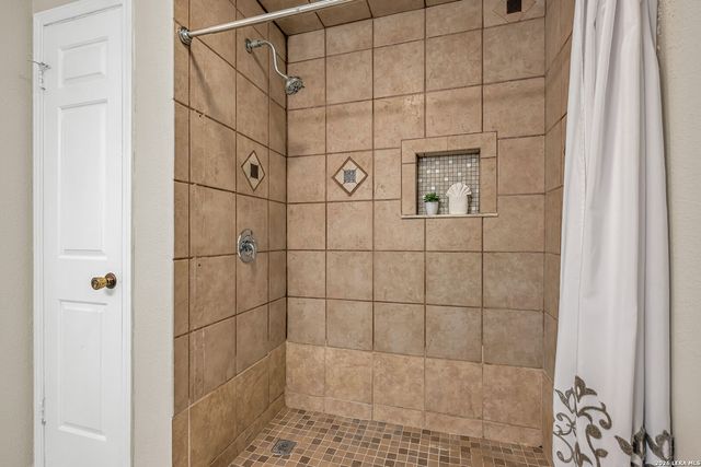 10955 Wurzbach Rd Apt 802, San Antonio, TX 78230