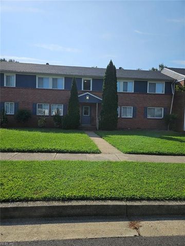 8 Pollux Cir E Apt 3, Portsmouth, VA 23701