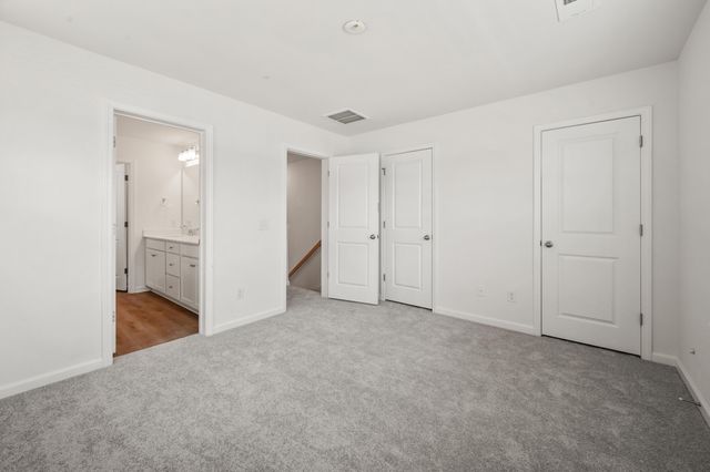 4633 Forest Hills Drive 1401, North Charleston, SC 29418