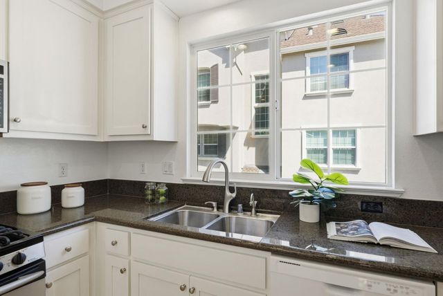 1109 Munich Terrace, Sunnyvale, CA 94089