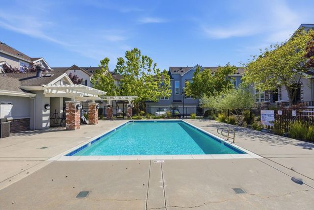1109 Munich Terrace, Sunnyvale, CA 94089