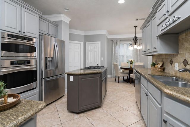 6461 Bell Pointe, Beaumont, TX 77706