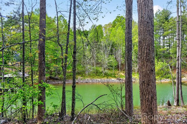 2361 Lake Forest Cove 13, Nebo, NC 28761