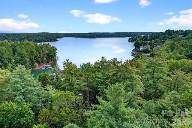 2361 Lake Forest Cove 13, Nebo, NC 28761