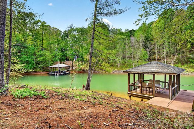 2361 Lake Forest Cove 13, Nebo, NC 28761