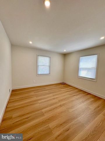 6007 CRAWFORD DR, Rockville, MD 20851