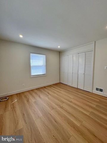 6007 CRAWFORD DR, Rockville, MD 20851