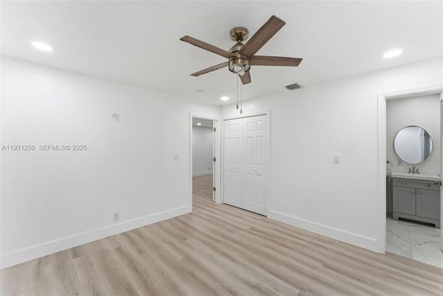 671 NW 23rd Ter, Pompano Beach, FL 33069