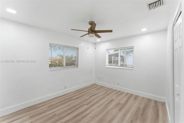 671 NW 23rd Ter, Pompano Beach, FL 33069