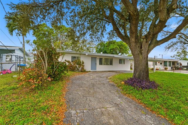 671 NW 23rd Ter, Pompano Beach, FL 33069