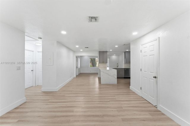 671 NW 23rd Ter, Pompano Beach, FL 33069