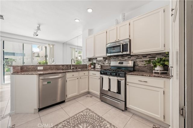 11681 Compass Point N 7, San Diego, CA 92126