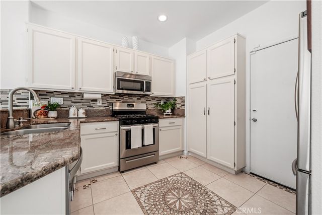 11681 Compass Point N 7, San Diego, CA 92126