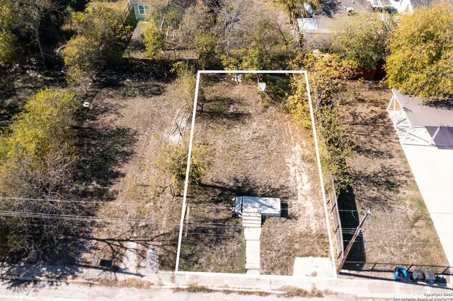 621 S Pine, San Antonio, TX 78203