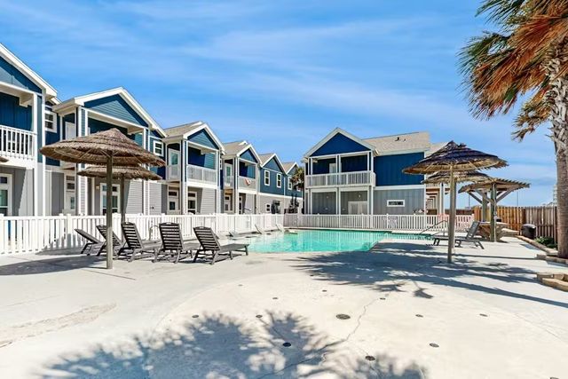 15236 Beach Way Dr, Corpus Christi, TX 78418