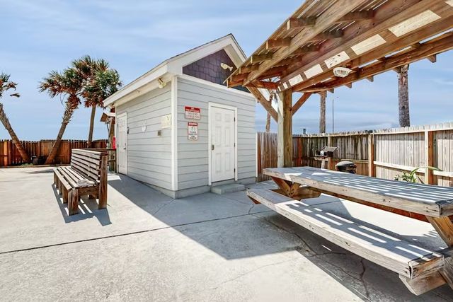 15236 Beach Way Dr, Corpus Christi, TX 78418