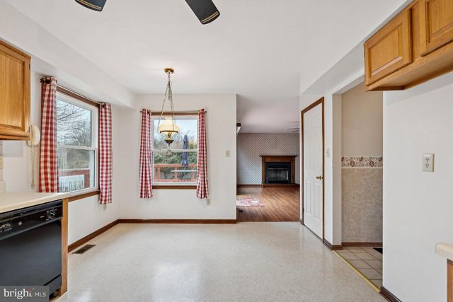 10 STRETCH DR, Mullica Hill, NJ 08062