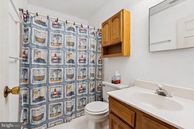 10 STRETCH DR, Mullica Hill, NJ 08062