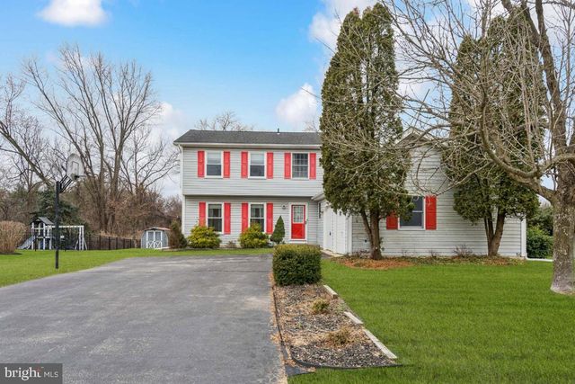 10 STRETCH DR, Mullica Hill, NJ 08062