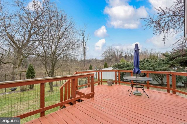 10 STRETCH DR, Mullica Hill, NJ 08062