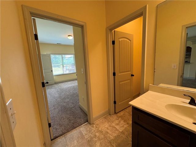 2640 Tyler Bay Ln, Grayson, GA 30017