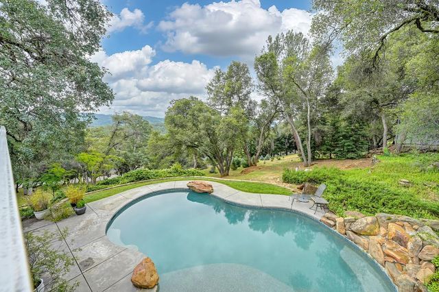 4760 E China Hill Rd, El Dorado, CA 95623